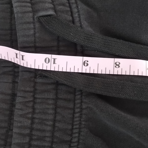 Gymshark joggers sweatpants solid black size medium cotton blend with pockets - Picture 11 of 12